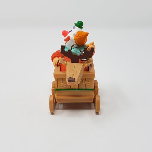 1988 Hallmark Jingle Bell Clown Handcrafted Musical Holiday Christmas Ornament - Picture 4 of 8